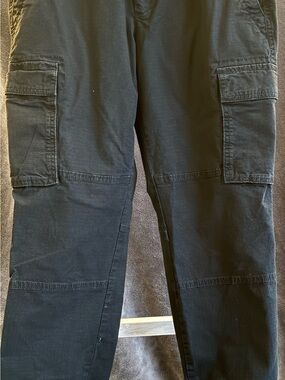 GAP Men's Black Cargo Pants with Utility Pockets